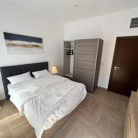 El Palmeral 公寓 *